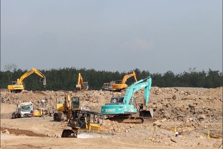 Types of Heavy Equipment for Airport Projects Type, Function, and Challenges in the Field