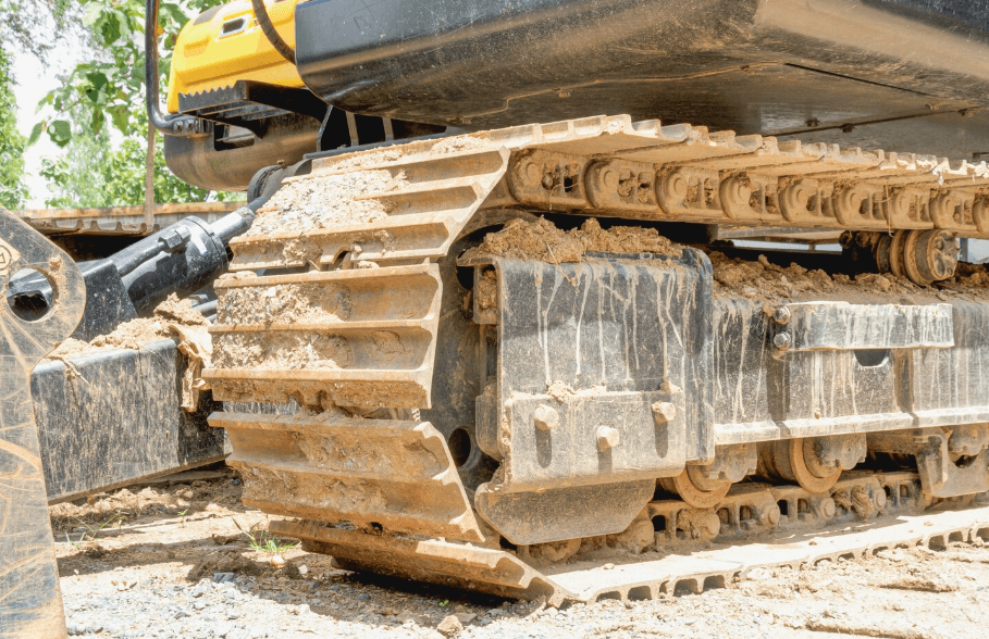 Reasons why the PC200 Excavator Track Often Comes Off and How to Solve It
