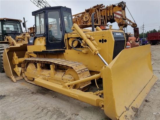 Komatsu-D85
